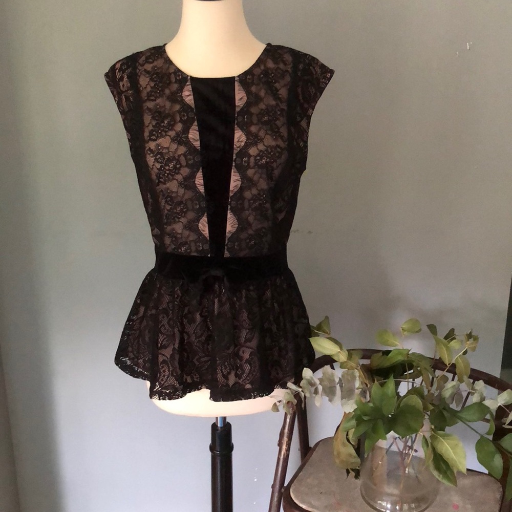Anthropologie Alya Black Lace Velvet Peplum Top M